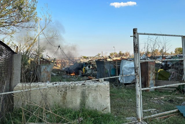 Внаслідок ранкових російських обстрілів Херсонщини постраждали семеро людей