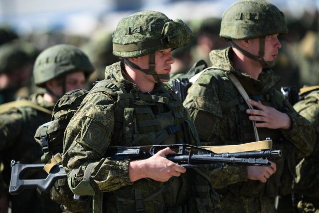 РФ створює нову "ударну силу" для оборони Херсонщини - британська розвідка
