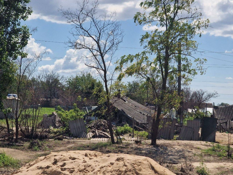 У соцмережах з’явилися фото з Голої Пристані – там досі стоїть вода