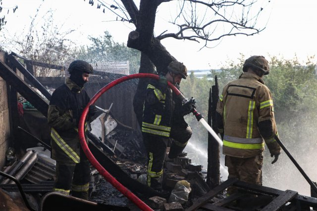 На Херсонщині вчора після обстрілів виникло 8 пожеж, - ДСНС