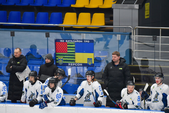 Херсонський хокейний клуб «Дніпро» базуватиметься в Одесі