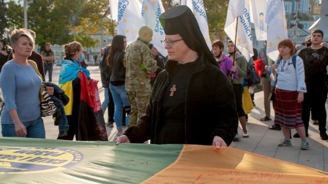 Що змінюється 1 вересня: новий церковний календар, втрата виплат ВПО і школа