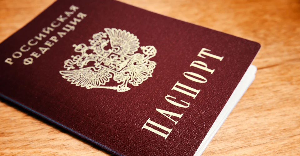 Примусова паспортизація: росіяни шукають тих, хто не отримав паспорт РФ на окупованих територіях Херсонщини