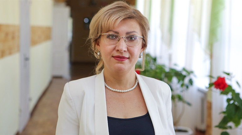 Екссекретарка Херсонської міської ради Галина Лугова подала до суду через звільнення з посади