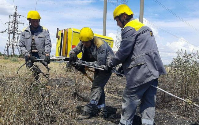 Енергетики ДТЕК відновили підстанцію в Херсоні, підтоплену внаслідок підриву окупантами Каховської ГЕС