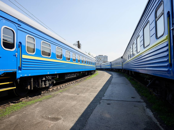 Залізничний рух між Херсоном та Миколаєвом відновили після обстрілу рф