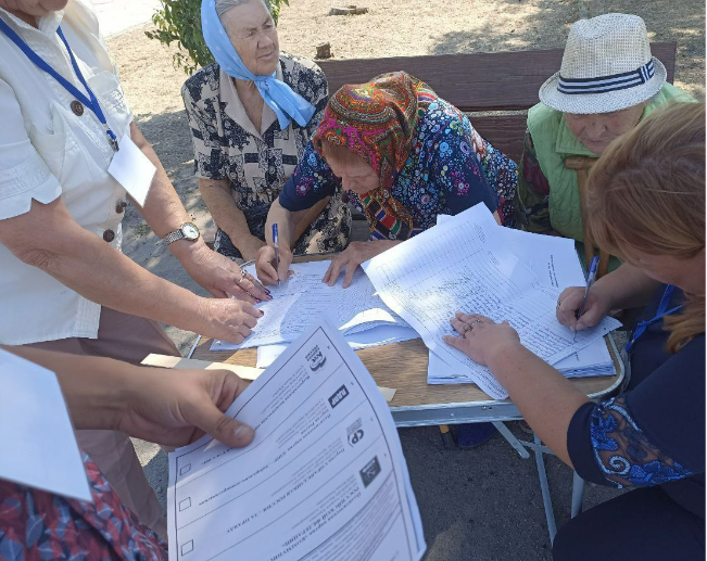 Так проходить "голосування" у селах Каховського району