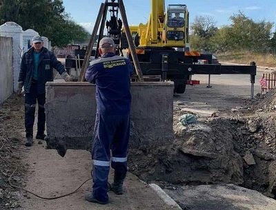 Працівники Херсонського водоканалу щоденно ліквідовують аварії