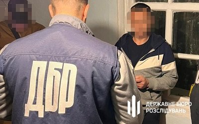 ДБР в Могилів-Подільському затримало зрадника, який у Херсоні працював на окупантів