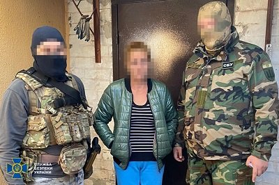 СБУ затримала ще двох колаборанток, які закликали «голосувати за приєднання» Херсонщини до рф