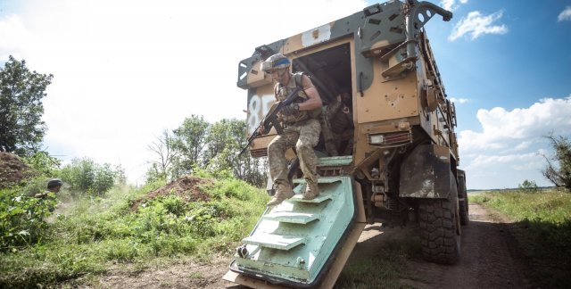 Бійці ЗСУ відкинули окупантів на лівобережжі Дніпра на 2-8 км, – CNN