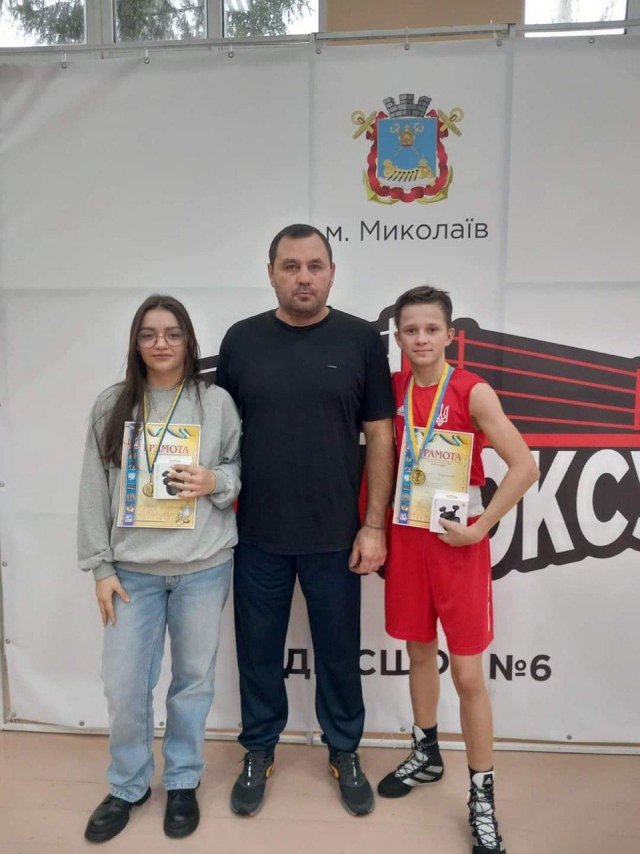 Херсонські спортсмени – призери Всеукраїнських змагань з боксу.