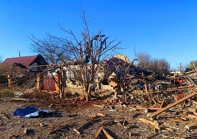 У Таврійському мікрорайоні Херсона під час артобстрілу отримала поранення 43-річна жінка