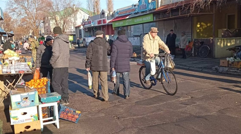 Рейди росіян у Новій Каховці: що шукають і про що питають