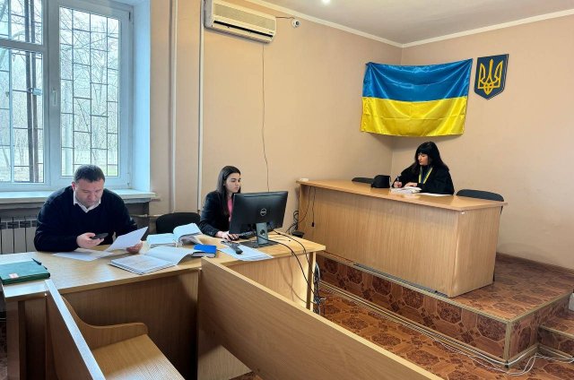 Співпрацювала з окупантами: в Одесі судять директорку херсонського ліцею