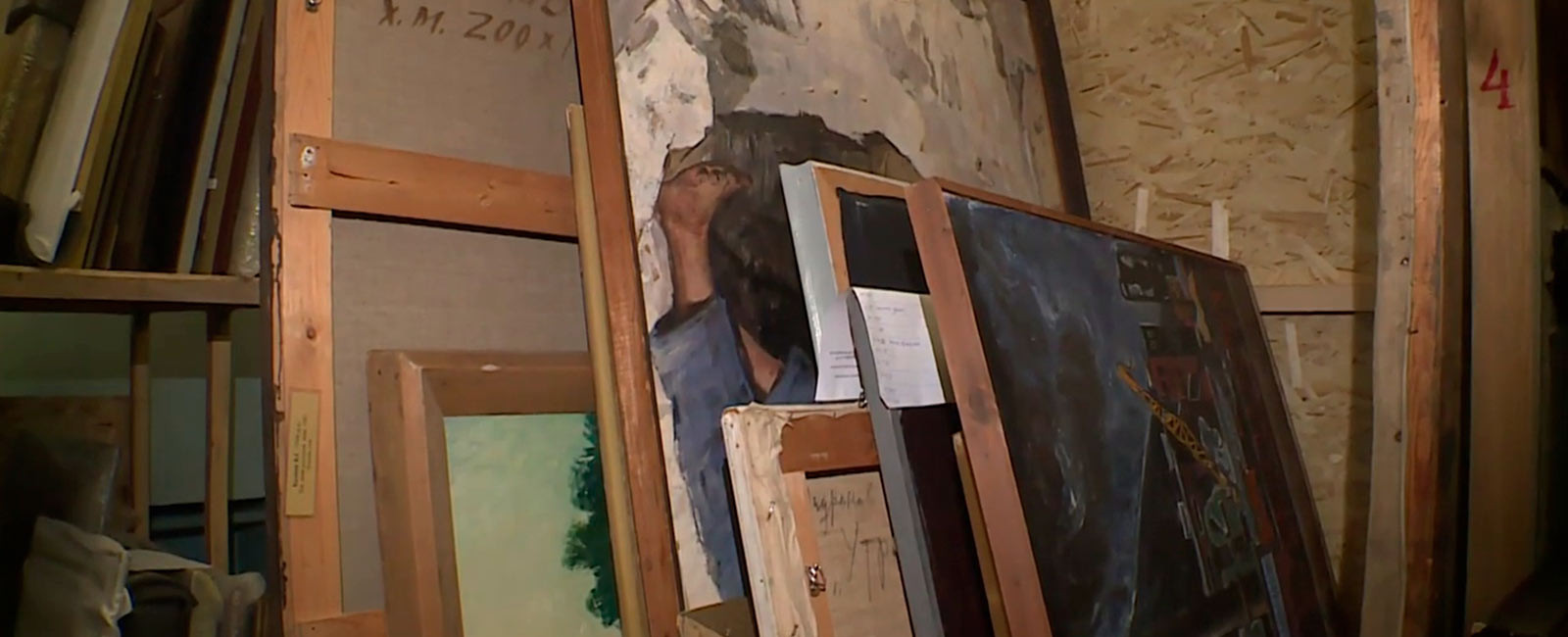 Ідентифікували ще 5 полотен, які російські окупанти викрали з Херсонського художнього музею