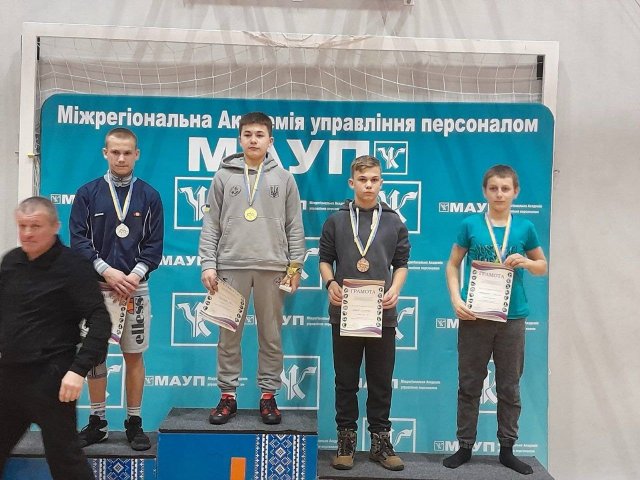 Херсонський борець здобув «бронзу» на Чемпіонаті Києва.