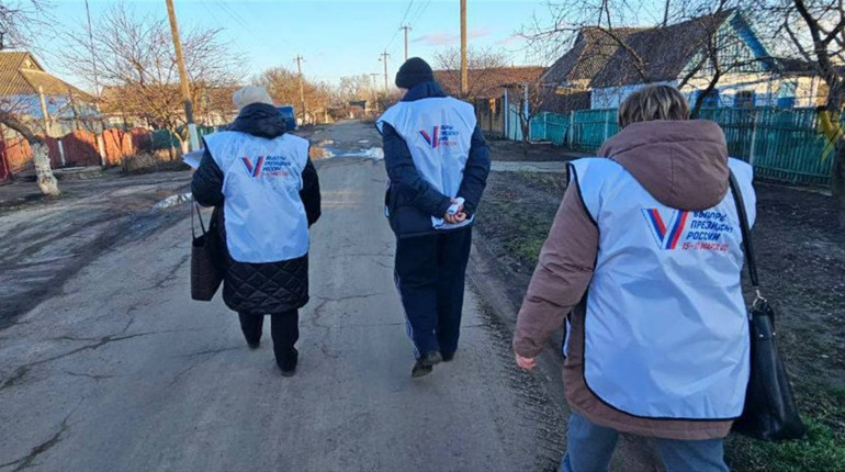 На окупованих територіях Херсонщини окупанти хочуть провести вибори Путіна достроково