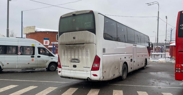 Окупанти пустили автобус в обхід Кримського мосту