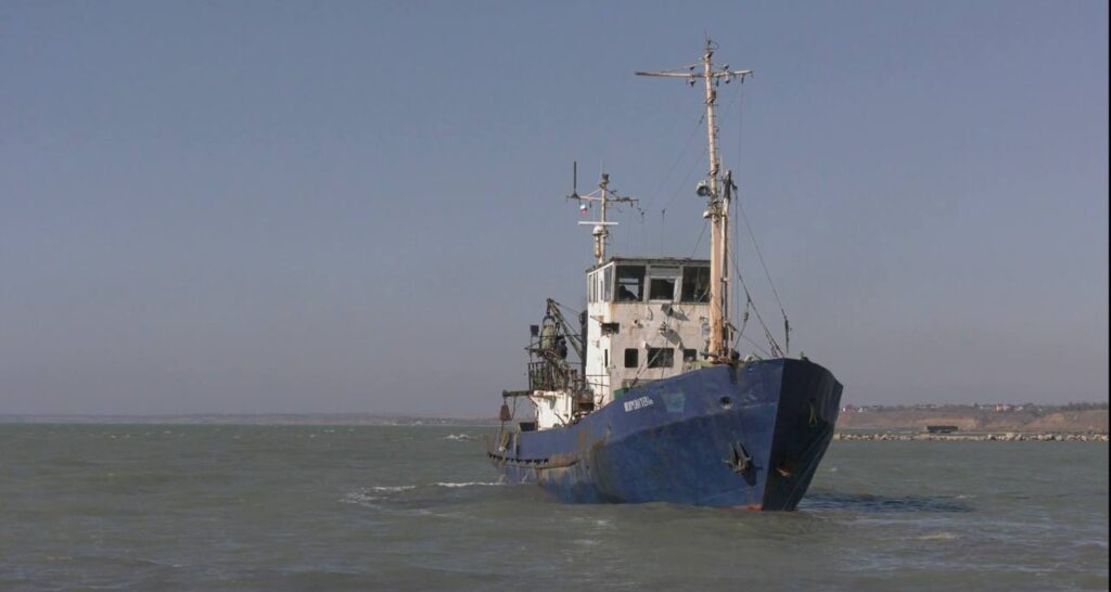 Сальдо продовжив заборону на вихід в море цивільних плавзасобів, але збирається будувати на Херсонщині завод з переробки риби