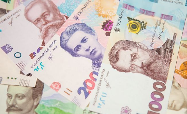 Скільки пенсіонерів в Україні отримають виплати від 10 тисяч гривень