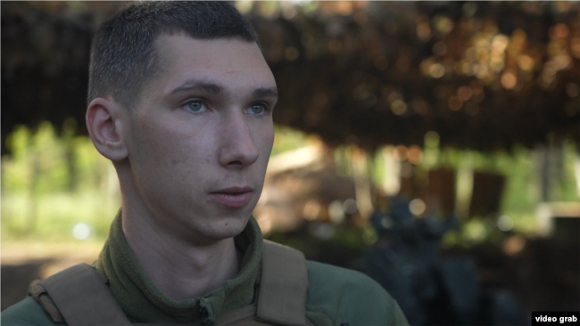 20-річний Олександр, родом з Харківської області