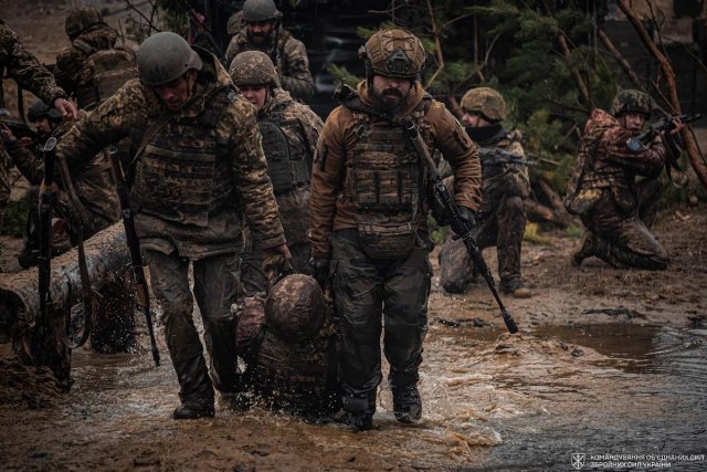 Кринків фактично немає: Плетенчук розповів, у якому "пеклі" тримаються морпіхи