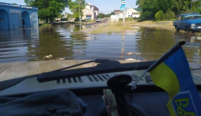 Ліквідація наслідків теракту на Каховській ГЕС триває досі — подробиці від Херсонської ОВА