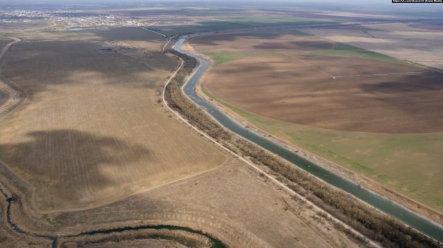 Росія хоче поливати окуповані землі українського Півдня. Звідки вода у Північнокримському та Каховському каналах