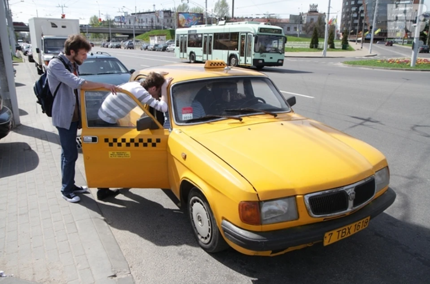 На лівобережжі Херсонщини проводять перепис таксистів