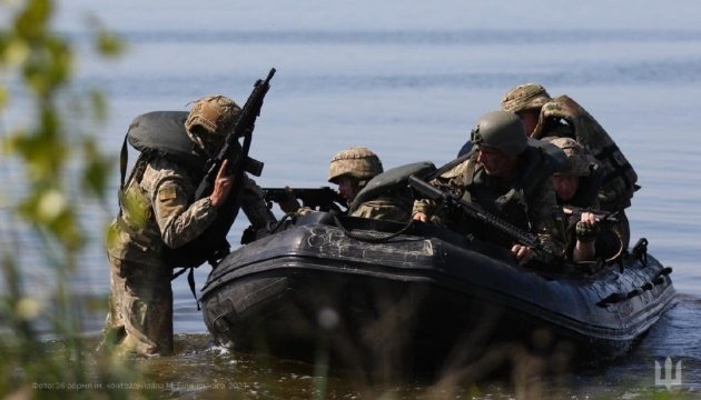 Ворог п’ять разів за добу безуспішно штурмував позиції ЗСУ в районі Кринок