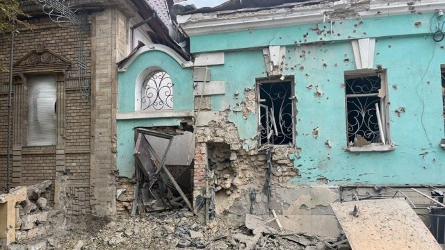 Військові РФ атакували з безпілотника Херсон: поранені п'ятеро людей