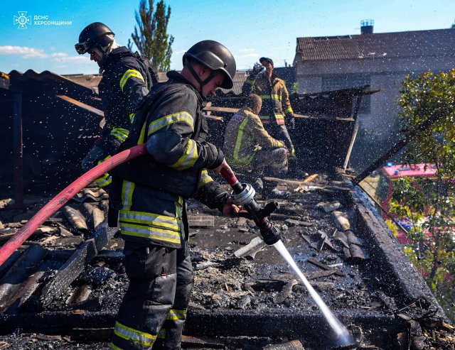 Пожежно-рятувальні підрозділи за минулу добу виїжджали на гасіння 17 пожеж