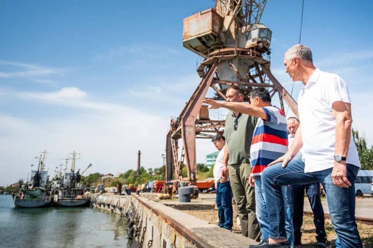 Сальдо хоче модернізувати порти на ТОТ Херсонщини, аби вивозити більше зерна