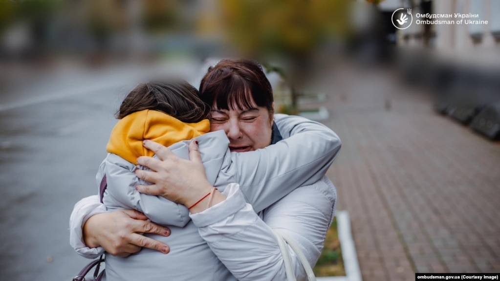 «Бачили зґвалтування та вбивства, сиділи в карцері»: як дітей повертають із російської депортації. Інтервʼю з Миколою Кулебою