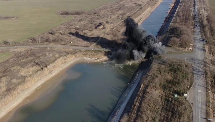 Підрив дамби Північно-Кримського каналу. Фото: static.1tv.ru