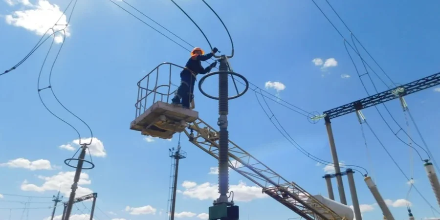 У більшості областей України запровадили графіки відключення світла