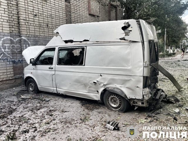 На Херсонщині внаслідок ворожих ударів поранено п’ятеро людей, поліція фіксує наслідки