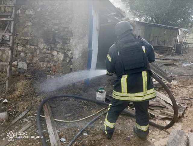 Рятувальники Бериславського району тричі виїжджали на гасіння пожеж