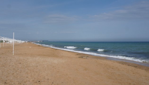 У Севастополі з вечора російські військові не пускають цивільних на пляжі - соцмережі