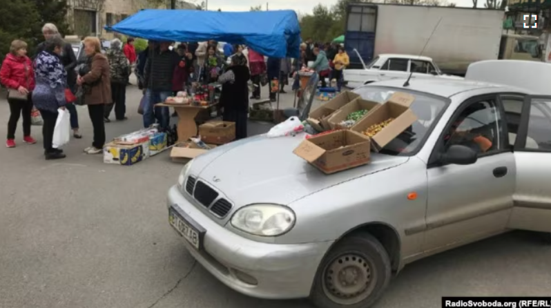 У селищі Новотроїцьке на ТОТ Херсонщини підірвали машину головного місцевого поліцая, йому відірвало ногу