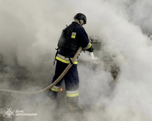 Вогнеборці ліквідували наслідки російського обстрілу