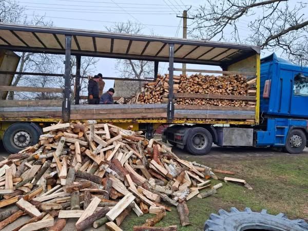 Жителів Херсонщини продовжують забезпечувати паливними матеріалами