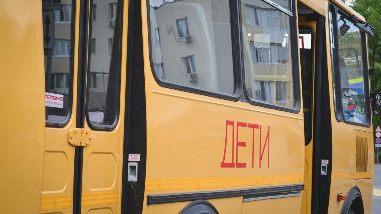 Окупаційна адміністрація Нової Каховки пропонує дітям вчитись офлайн